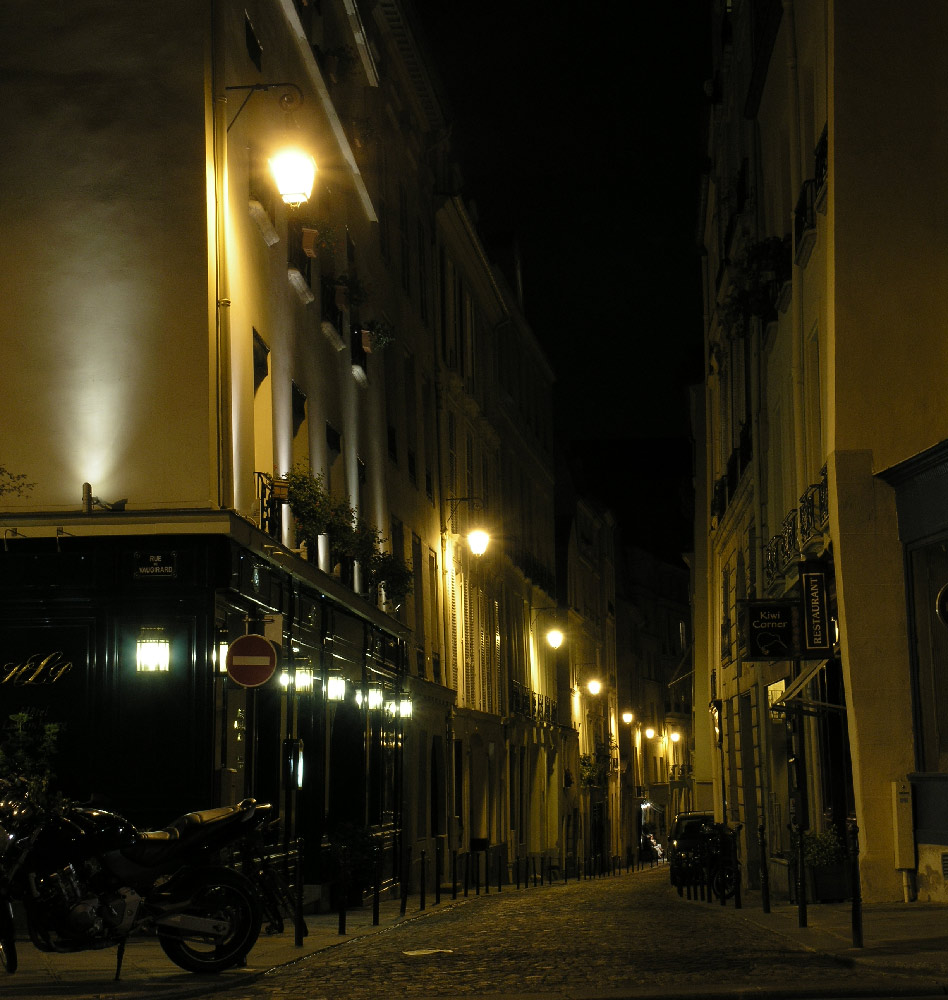 Paris after midnight