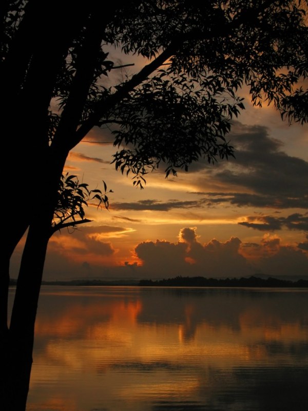 Sunrise in Lake Caliraya 2