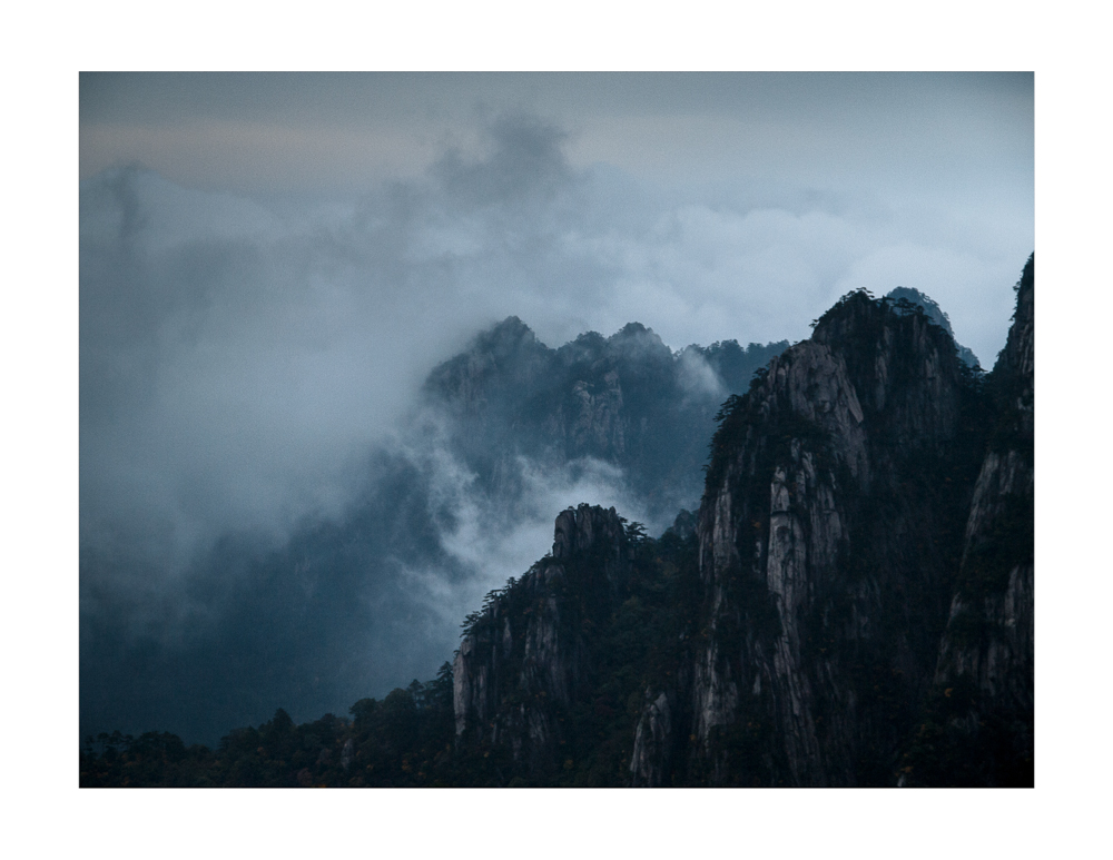 Clouds of Huangshan