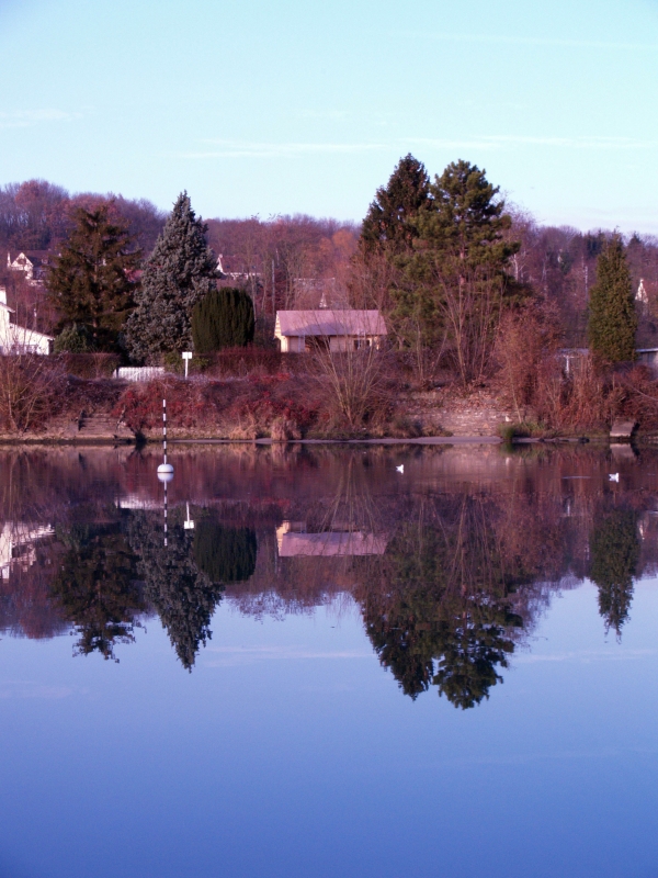 La Marne Symetry