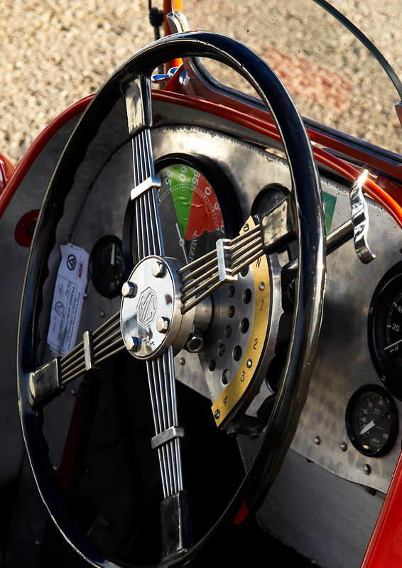 MG cockpit