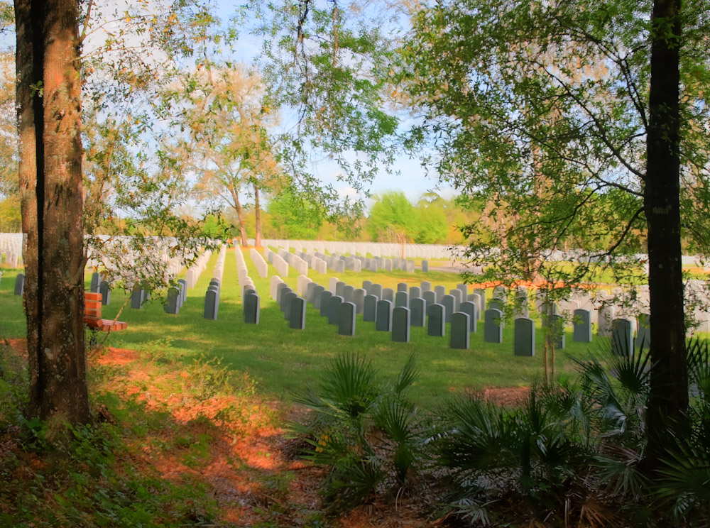 HDR --Fla National Cemetery